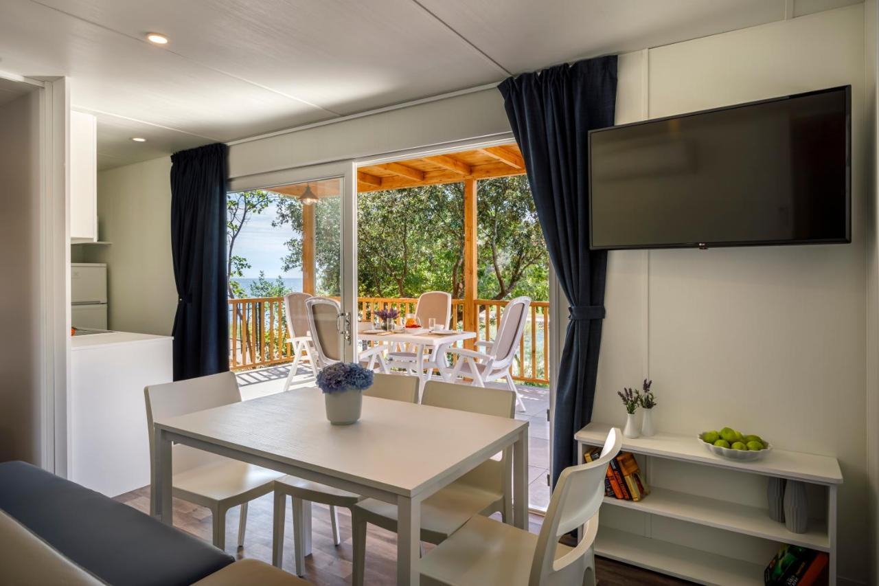 Maistra Camping Porto Sole Mobile Homes Vrsar Exterior photo