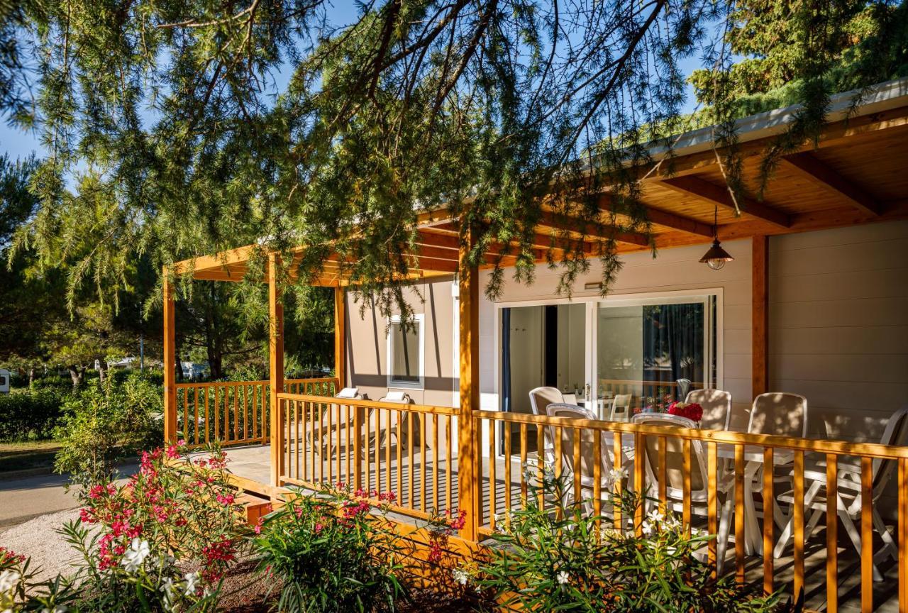 Maistra Camping Porto Sole Mobile Homes Vrsar Room photo
